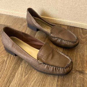 Anne Klein Flex Women’s Size 7.5 M Brown Slip On Loafers